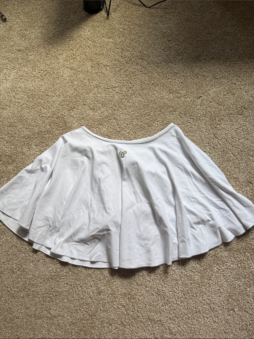 Aritzia Golden Butter White Skirt with Spandex Size Small - Picture 3 of 7